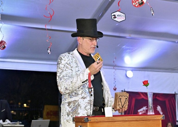 Corporate Event Magician