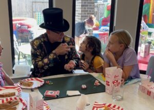 kids birthday party magician