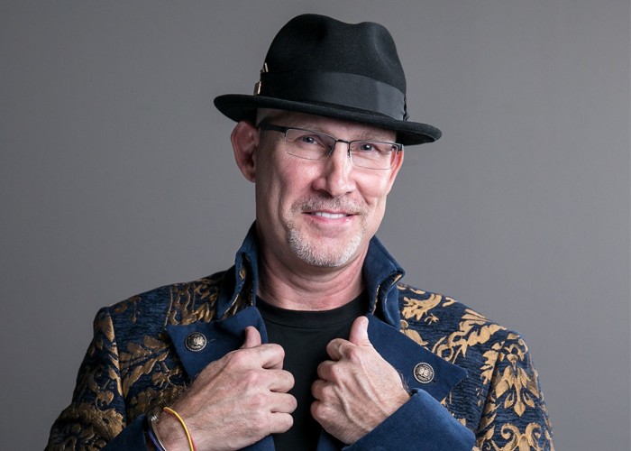 Why are Couples in Houston Choosing Magicians for Their Weddings?